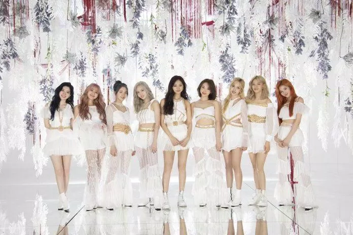 TWICE được xem là những con ong chăm chỉ của KPOP (Nguồn: Internet)