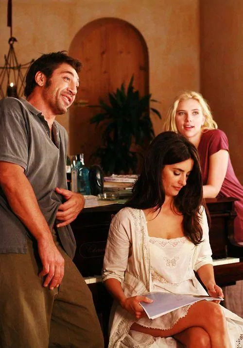 Javier Bardem, Penelope Cruz, Scarlett Johansson trong phim ( Ảnh: Internet )