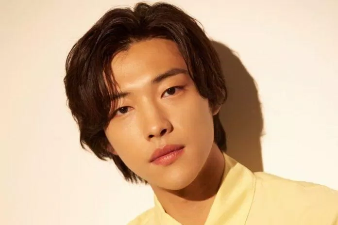 Woo Do Hwan sở hữu đôi mắt một mí đẹp và cuốn hút.  (Nguồn: Internet)