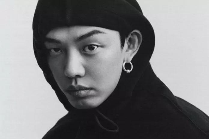 Đôi mắt một mí của Yoo Ah In vừa đẹp vừa cuốn hút.  (Nguồn: Internet)