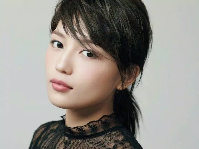 20 nữ minh tinh Nhật Bản xinh đẹp nổi tiếng được dân tình hy vọng khoan vội lấy chồng - BlogAnChoi