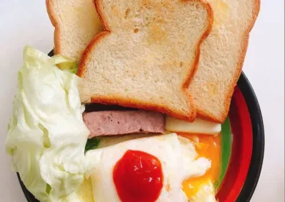Bánh mì nướng và trứng ốp la là lựa chọn tuyệt vời cho bữa sáng nhanh gọn mà vẫn đủ chất (Ảnh: Internet). Bánh mì nướng và trứng ốp la là lựa chọn tuyệt vời cho bữa sáng nhanh gọn mà vẫn đủ chất (Ảnh: Internet).
