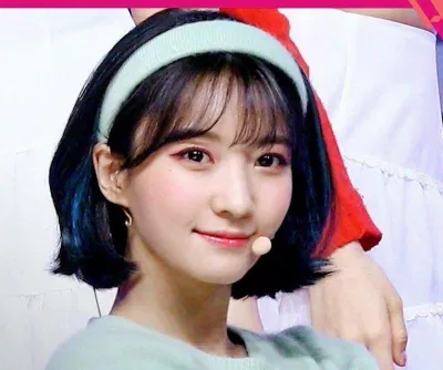 Đôi mắt của nữ idol tỏa sáng và lan tỏa nguồn năng lượng tích cực đến mọi người xung quanh. (Nguồn: Internet) Đôi mắt của nữ idol tỏa sáng và lan tỏa nguồn năng lượng tích cực đến mọi người xung quanh. (Nguồn: Internet)