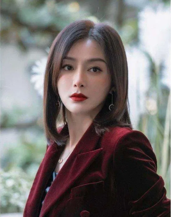 Vẻ đẹp bất chấp thời gian của Tần Lam (Nguồn: Internet)