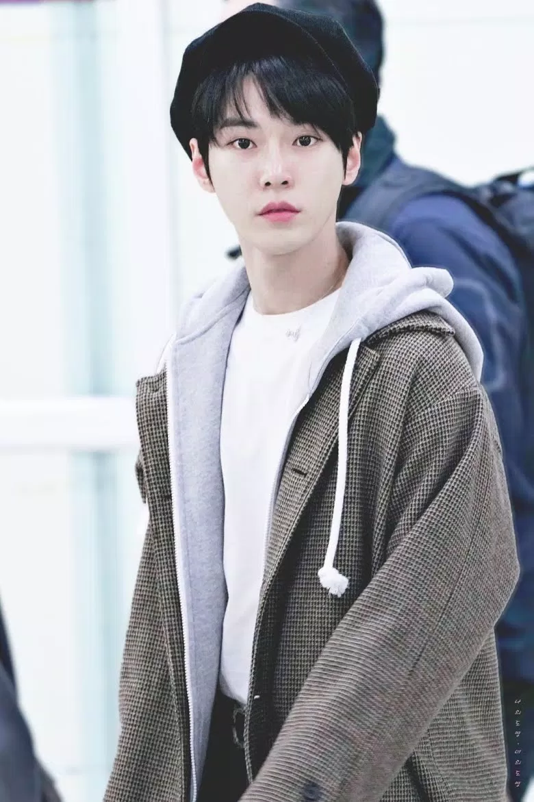 Doyoung (NCT) có ngoại hình trông giống như một chú thỏ con đáng yêu. (Nguồn: Internet)