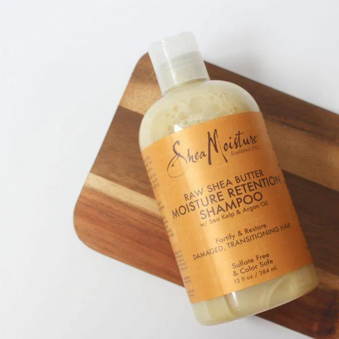Dầu gội SheaMoisture Raw Shea Butter Moisture Retention Shampoo dưỡng tóc suôn mềm, óng ả (ảnh: internet)