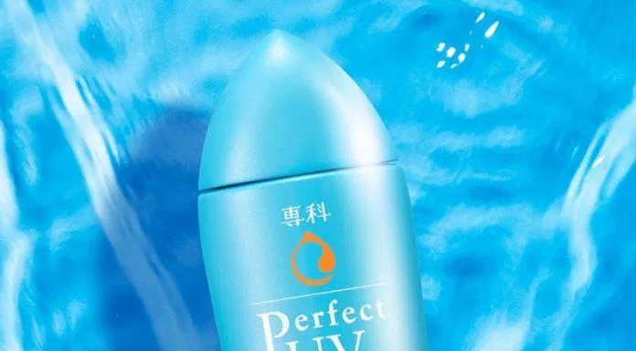 Gel chống nắng Senka Perfect SPF50+ PA++++ chống nắng giá học sinh (Ảnh: Internet).