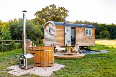 Một địa điểm glamping mô phỏng trại của người chăn cừu thời xưa (Ảnh: Internet). Một địa điểm glamping mô phỏng trại của người chăn cừu thời xưa (Ảnh: Internet).