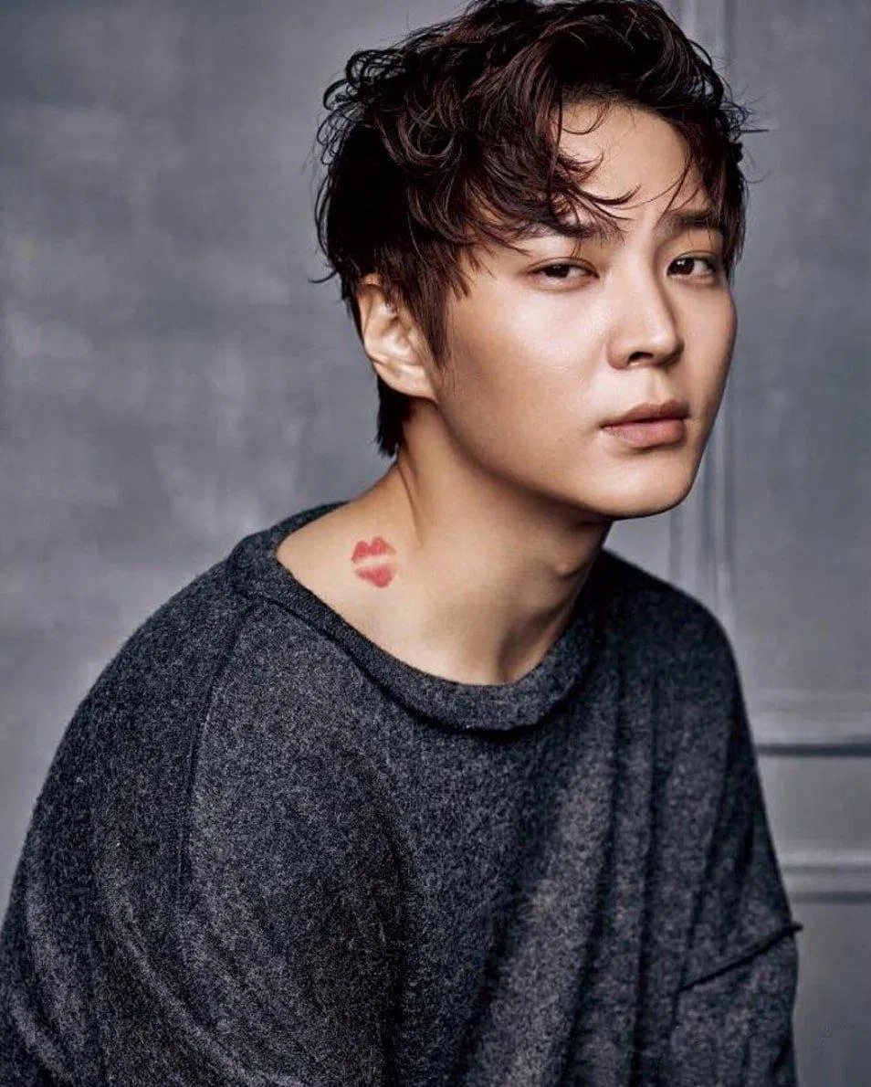 Joo Won thể hiện khả năng ca hát tuyệt vời của mình khi làm diễn viên nhạc kịch. (Nguồn: Internet)