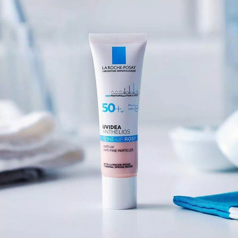 Kem chống nắng La Roche Posay UVidea Tone Up Rosy có khả năng nâng tone cho da ( Nguồn: internet)