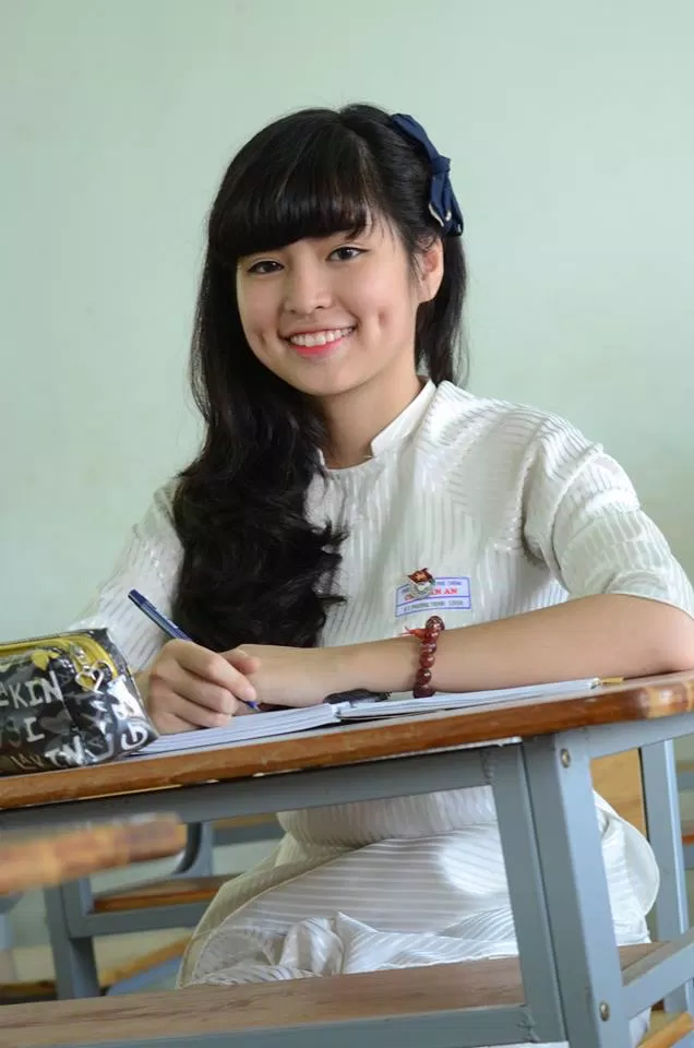 Khánh Vân được nhận xét là có vẻ đẹp tự nhiên, tươi tắn (Nguồn: Internet)