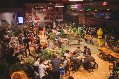 Ngói BBQ có không gian khá rộng, (Nguồn: Facebook Ngói BBQ)