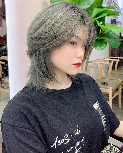 Kiểu tóc layer ngắn được Wendy (Red Velvet) lăng xê. (Ảnh: Internet) Kiểu tóc layer ngắn được Wendy (Red Velvet) lăng xê. (Ảnh: Internet)