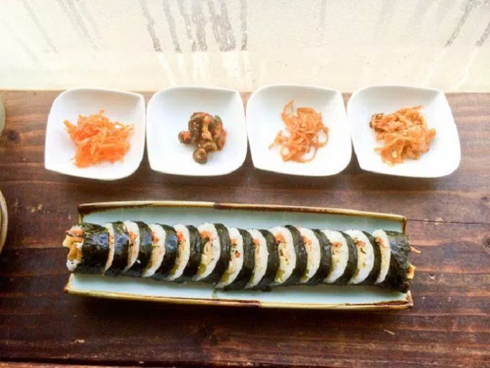 Món kimbap wasabi được phục vụ tại tiệm Chosun (Ảnh: Internet).