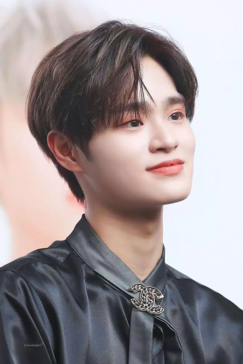 Lee Daehwi (AB6IX) tham gia quá trình sản xuất âm nhạc. (Nguồn: Internet)