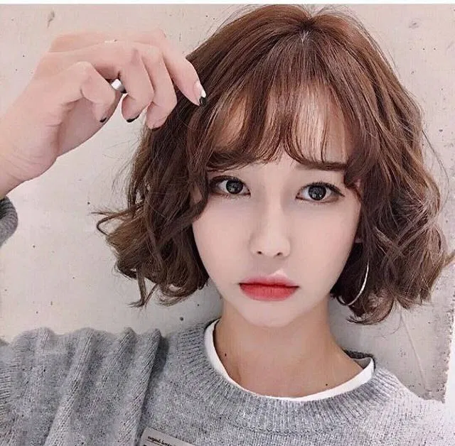 Mẫu tóc ngắn nữ đẹp trẻ trung. (Ảnh: Internet) Mẫu tóc ngắn nữ đẹp trẻ trung. (Ảnh: Internet)