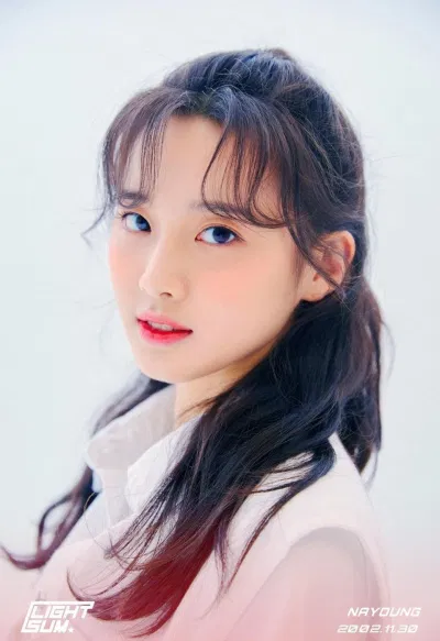 Thành viên Nayoung của nhóm nhạc nữ LIGHTSUM. (Nguồn: Internet) Thành viên Nayoung của nhóm nhạc nữ LIGHTSUM. (Nguồn: Internet)