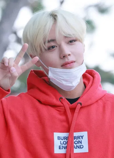 Park Jihoon đã làm cho các công ty nhỏ của mình trở nên nổi tiếng hơn. (Nguồn: Internet)