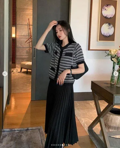 Sang chảnh với áo tweed (Nguồn: Internet) Sang chảnh với áo tweed (Nguồn: Internet)