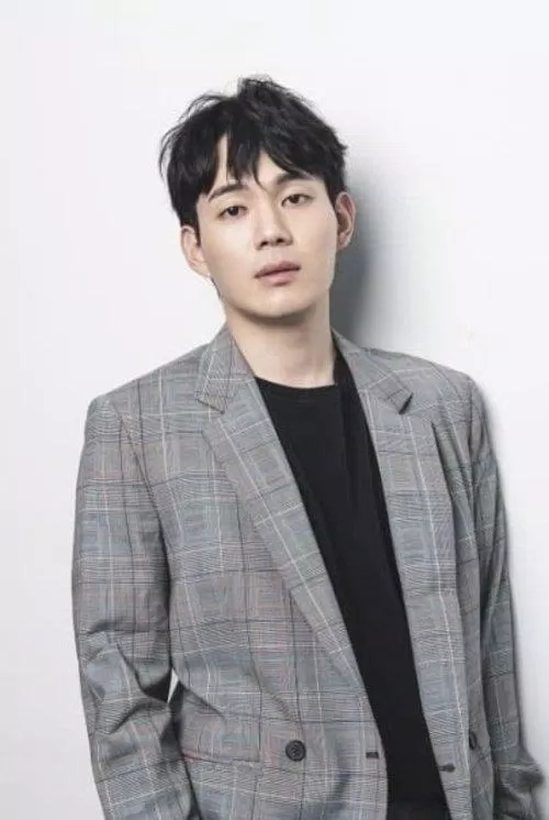 Ryu Kyung Soo nam diễn viên đầy triển vọng của màn ảnh Hàn năm 2021. (Nguồn: Internet)