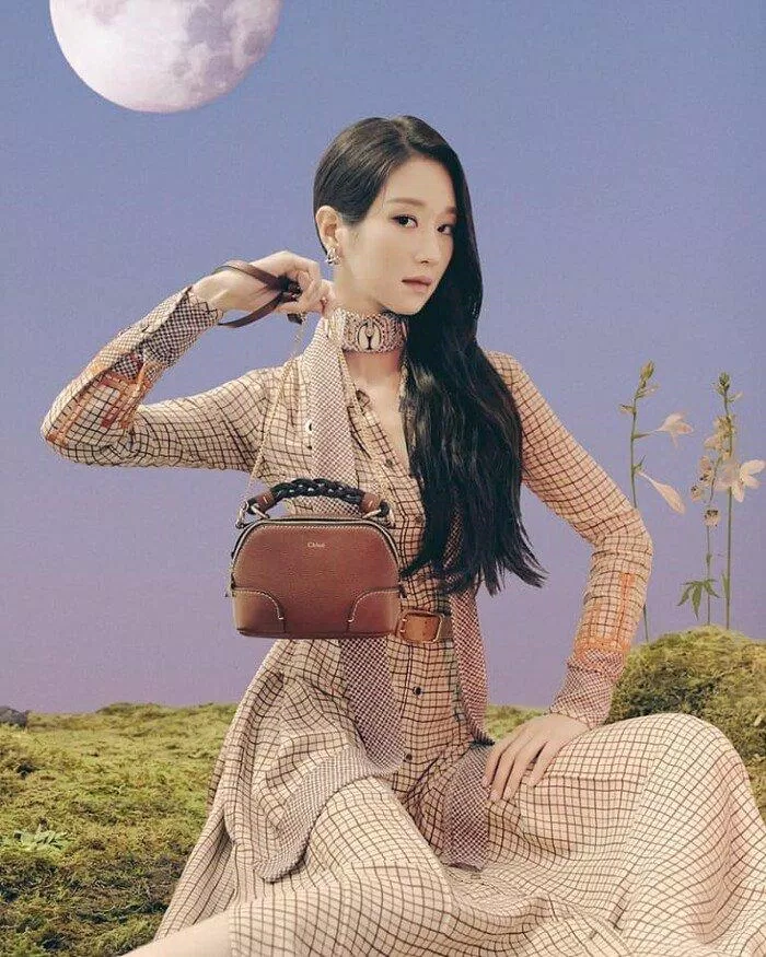 Seo Ye Ji có gu ăn mặc sang chảnh (Ảnh: Internet). Seo Ye Ji có gu ăn mặc sang chảnh (Ảnh: Internet).