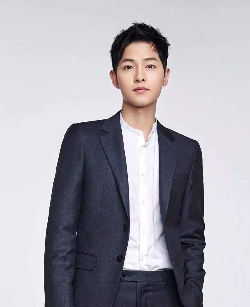 Song Joong Ki từng là Hội trưởng Hội học sinh. (Nguồn: Internet)