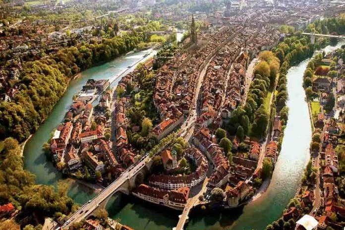 Bern, thủ đô của Thụy Sĩ.  tấm ảnh.  Internet