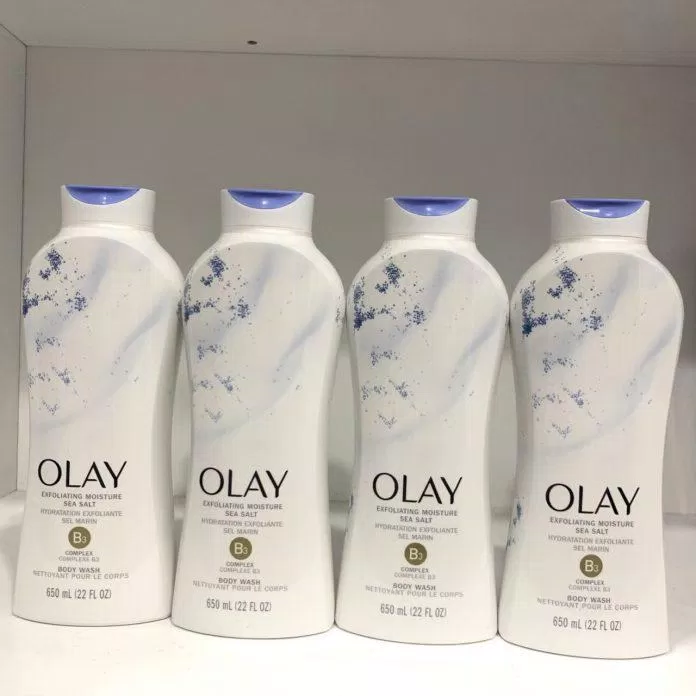 Sữa tắm Olay Exfoliating Moisture Sea Salt là phiên bản mình trải nghiệm lần này ( Nguồn: internet)