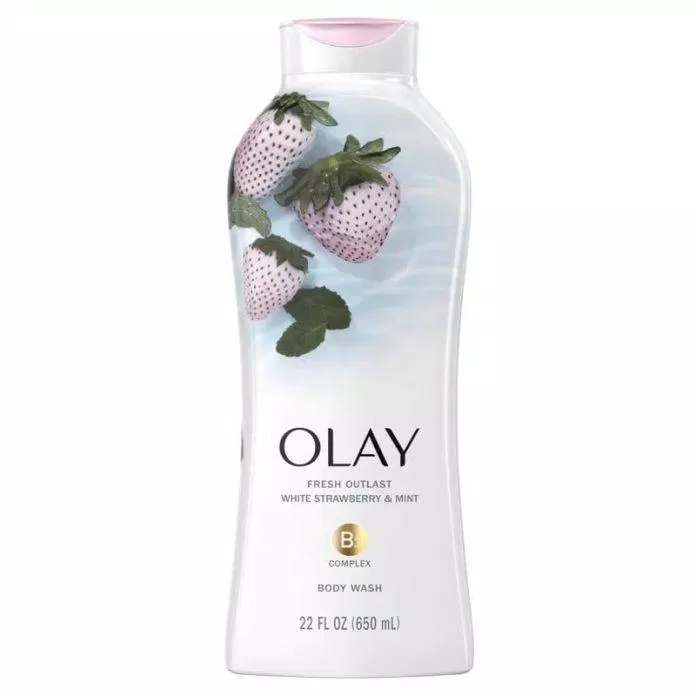 Sữa tắm Olay Fresh Outlast White Strawberry And Mint có chứa quả dâu trắng và cây bạc hà ( Nguồn: internet)
