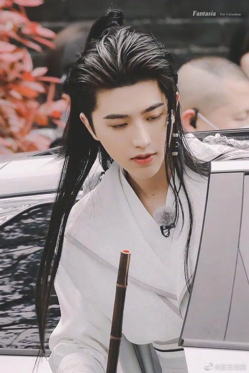 Thái Từ Khôn trong trang phục cổ trang ghi hình Keep Running. (Nguồn: Internet) Thái Từ Khôn trong trang phục cổ trang ghi hình Keep Running. (Nguồn: Internet)