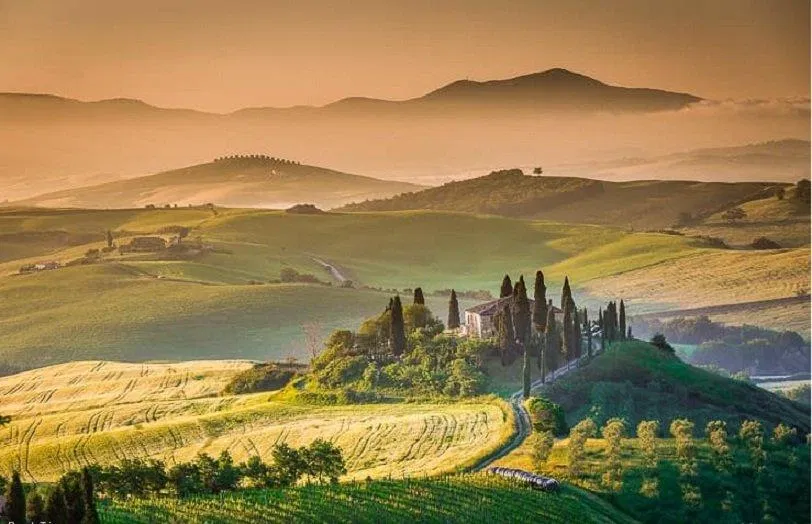 Phong cảnh đẹp như tranh vẽ của vùng Tuscany (Ảnh: Internet). Phong cảnh đẹp như tranh vẽ của vùng Tuscany (Ảnh: Internet).