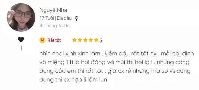 Reviiew của người dùng về xịt khoáng ngải cứu Fraijour. (Ảnh: BlogAnChoi)