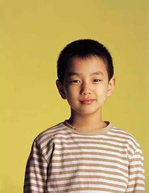Vẻ đẹp ngây thơ và dễ thương của Yoo Seung Ho khi còn bé (Ảnh: Internet).