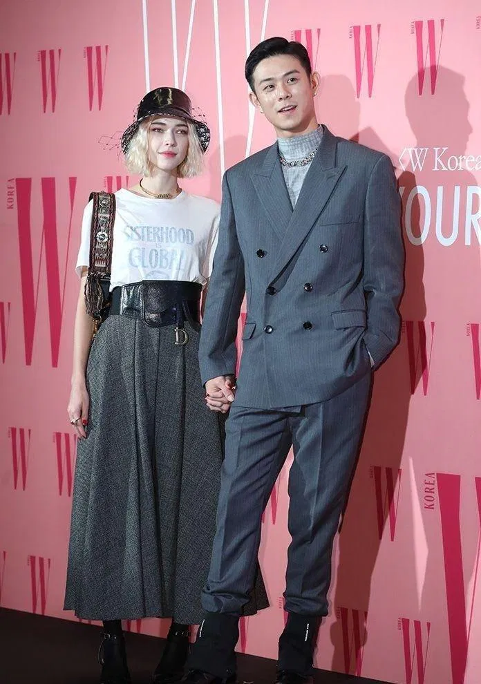 Stefanie - Beenzino lọt top 12 cặp đôi đỉnh nhất Kbiz theo TMI News. (Nguồn: Internet) Stefanie - Beenzino lọt top 12 cặp đôi đỉnh nhất Kbiz theo TMI News. (Nguồn: Internet)