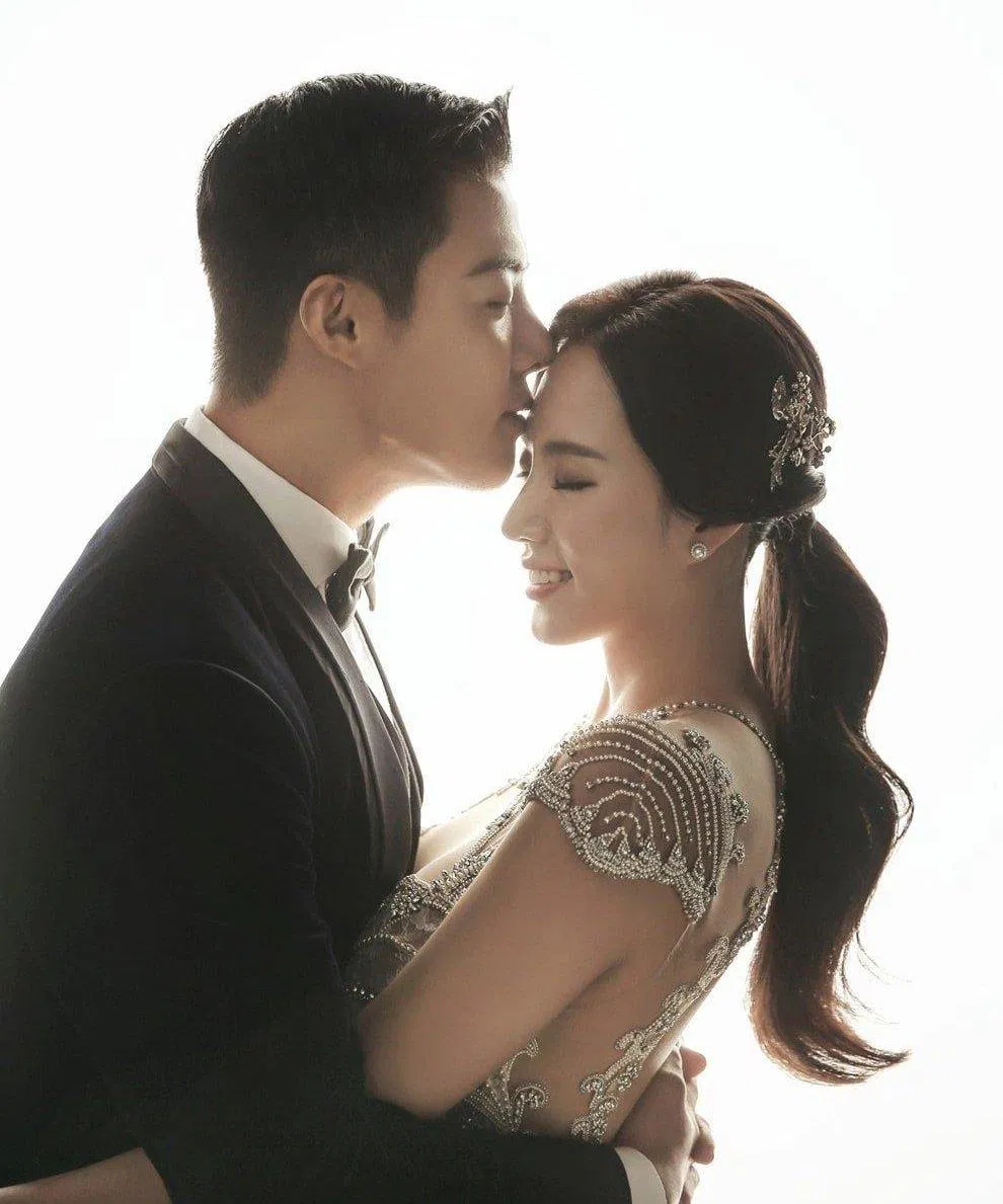 Lee Sang Hwa - Kangnam lọt top 12 cặp đôi đỉnh nhất Kbiz theo TMI News. (Nguồn: Internet)