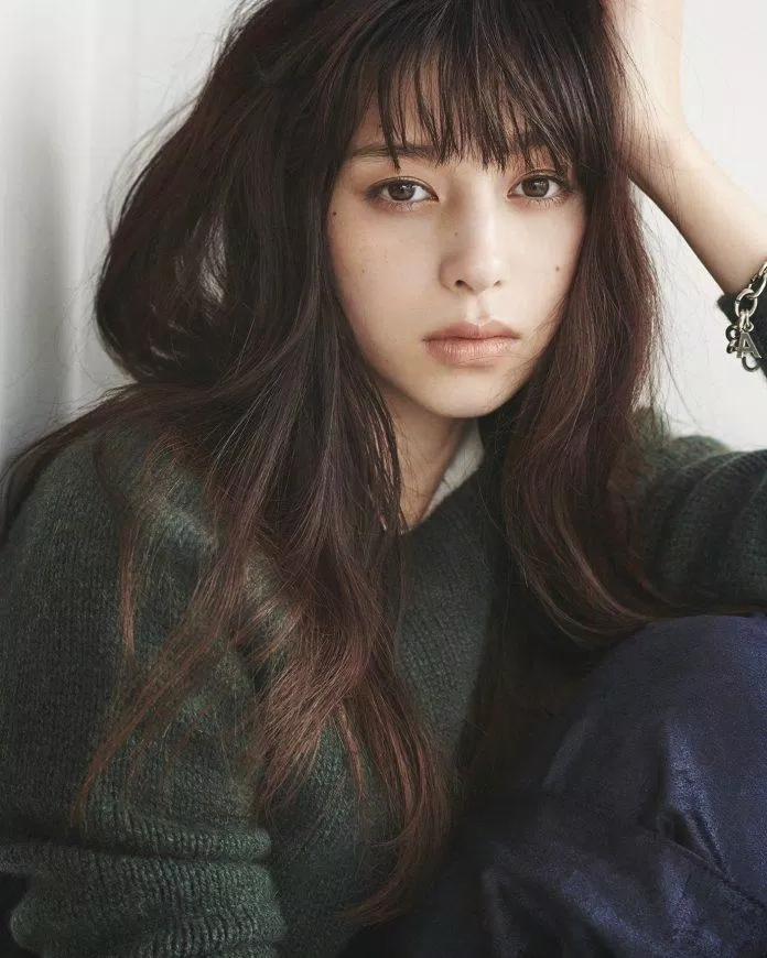 Nữ diễn viên Nakajo Ayami đứng đầu bảng xếp hạng những mỹ nhân Nhật Bản sở hữu khuôn mặt siêu nhỏ nhắn với 346 phiếu bình chọn của người hâm mộ. (Nguồn: Internet)
