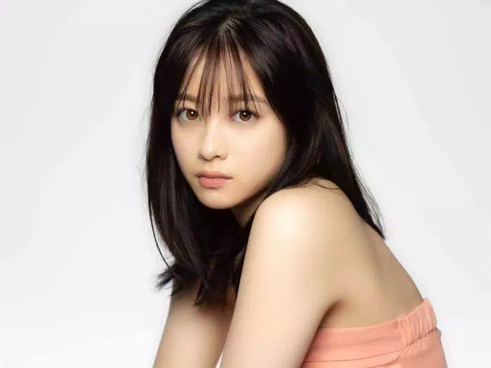 Nữ diễn viên Hirose Suzu đứng hạng 10 trong bảng xếp hạng những mỹ nhân Nhật Bản sở hữu khuôn mặt siêu nhỏ nhắn với 190 phiếu bình chọn của người hâm mộ. (Nguồn: Internet)
