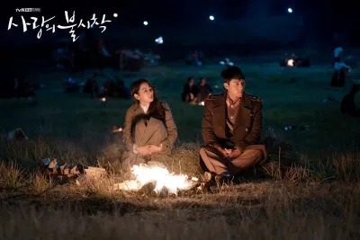 Crash Landing On You (Hạ Cánh Nơi Anh) của đài tvN là bộ phim đứng thứ 3 với rating với 23,779%. (Nguồn: Internet) Crash Landing On You (Hạ Cánh Nơi Anh) của đài tvN là bộ phim đứng thứ 3 với rating với 23,779%. (Nguồn: Internet)