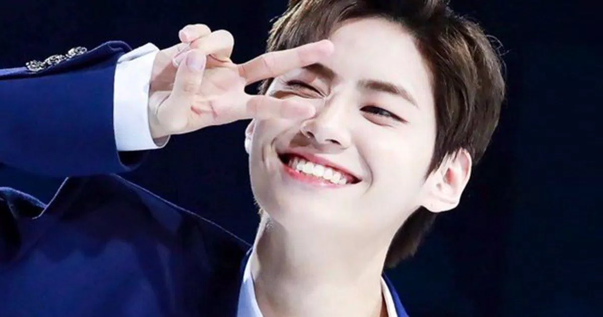 Jinhyuk sinh ngày 8 tháng 6 năm 1996, và sẽ tròn 25 tuổi vào năm nay. (Nguồn: Internet)