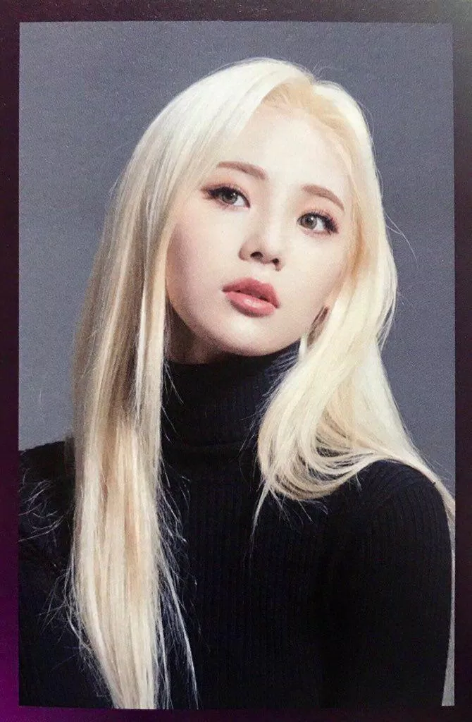 Jinsoul sinh ngày 13 tháng 6 năm 1997 và sẽ tròn 24 tuổi vào năm nay. (Nguồn: Internet)