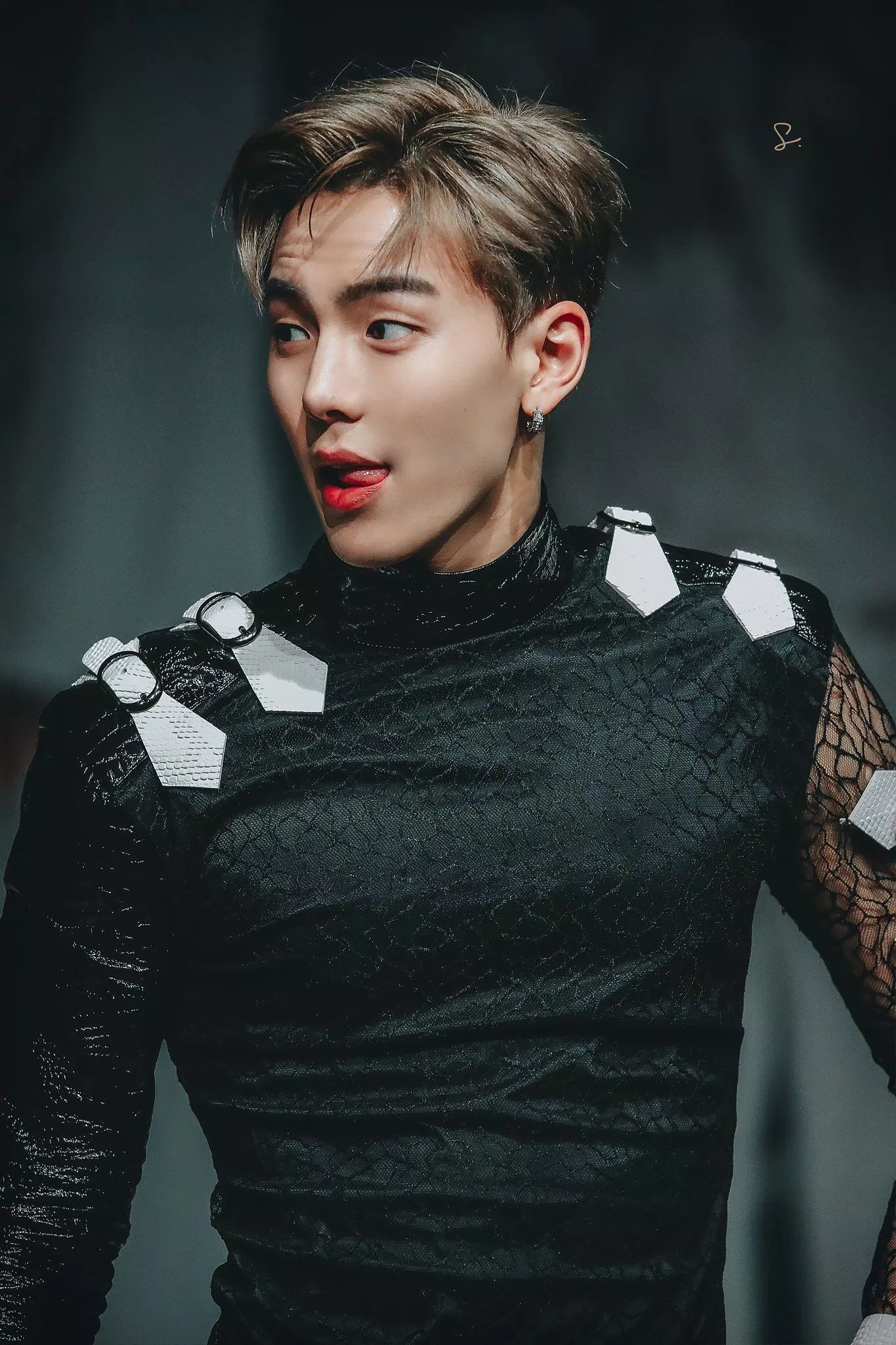 Shownu sinh ngày 18 tháng 6 năm 1992 và sẽ tròn 29 tuổi vào năm nay. (Nguồn: Internet)