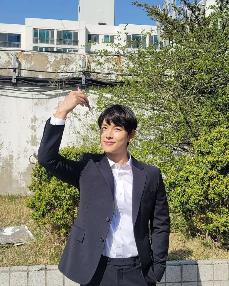 Im Siwan là một trong 8 idol KPOP hiếm hoi đã vinh dự lọt top đại diện của điện ảnh Hàn Quốc tương lai. (Nguồn: Internet)