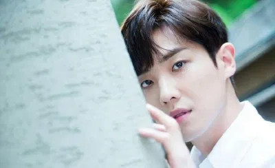 Lee Joon (MBLAQ) là một trong 8 idol KPOP hiếm hoi này đã vinh dự được chọn làm đại diện của điện ảnh Hàn Quốc tương lai. (Nguồn: Internet) Lee Joon (MBLAQ) là một trong 8 idol KPOP hiếm hoi này đã vinh dự được chọn làm đại diện của điện ảnh Hàn Quốc tương lai. (Nguồn: Internet)