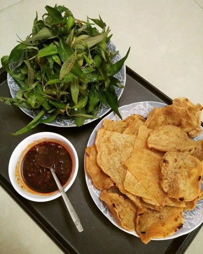 Chả cá cuốn rau răm - Ảnh: internet
