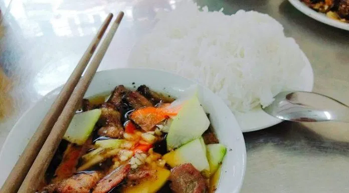 Một suất bún của Bún chả Ba Cô Tiên (Nguồn: Internet) Một suất bún của Bún chả Ba Cô Tiên (Nguồn: Internet)