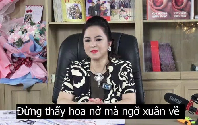 Câu nói viral của bà Phương Hằng. (Ảnh: BlogAnChoi)
