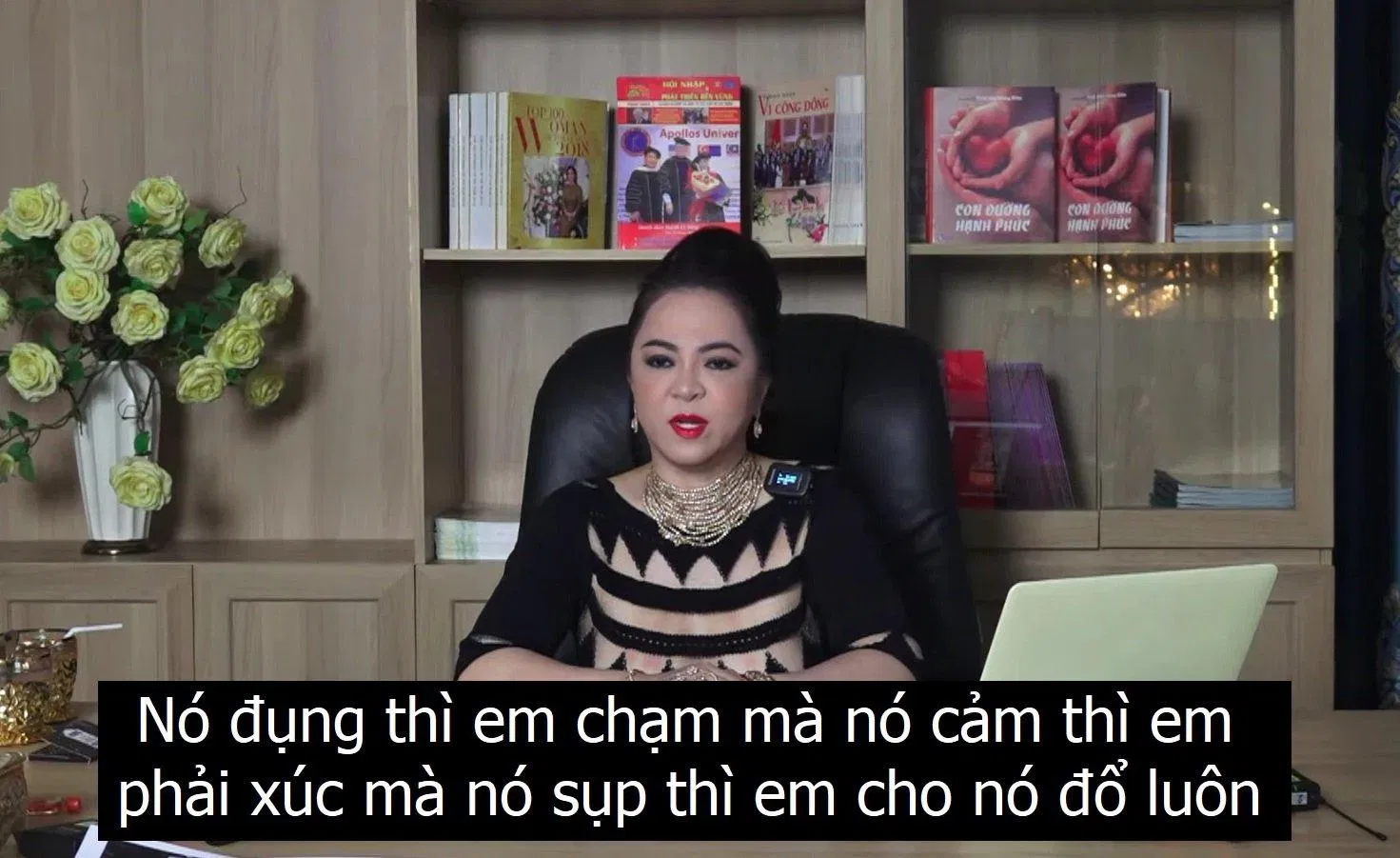 Câu nói chất phát ngất của bà Phương Hằng. (Ảnh: BlogAnChoi)