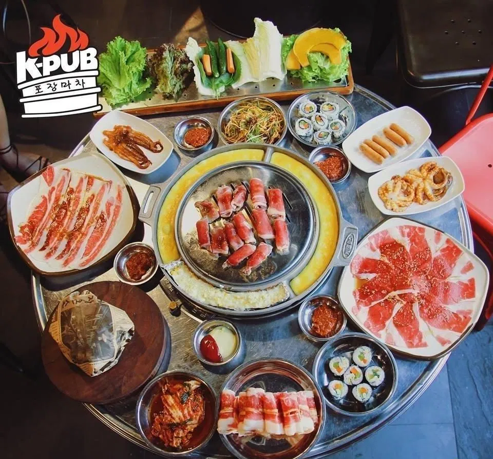 Thịt nướng đường phố Hàn đích thực tại K-Pub (Ảnh K-Pub) Thịt nướng đường phố Hàn đích thực tại K-Pub (Ảnh K-Pub)