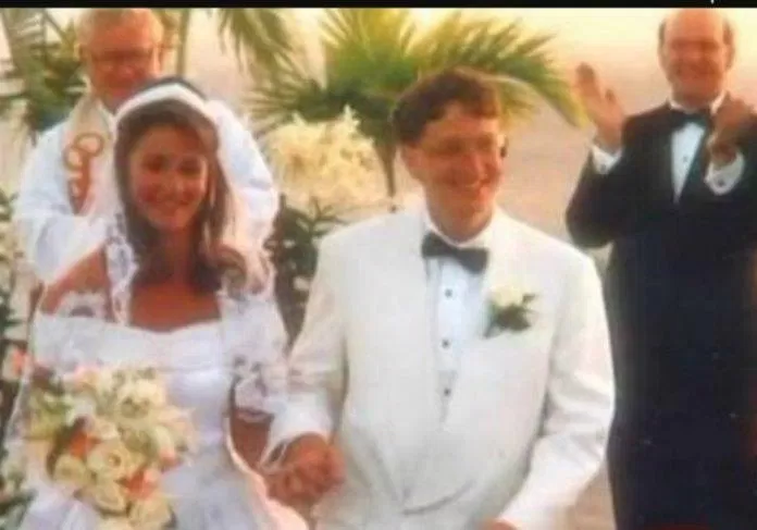 Đám cưới của Bill Gates và bà Melinda Gates ( Ảnh: Internet )