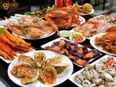 Món ăn hấp dẫn tại SET Buffet - Hào Nam (Nguồn: Internet) Món ăn hấp dẫn tại SET Buffet - Hào Nam (Nguồn: Internet)
